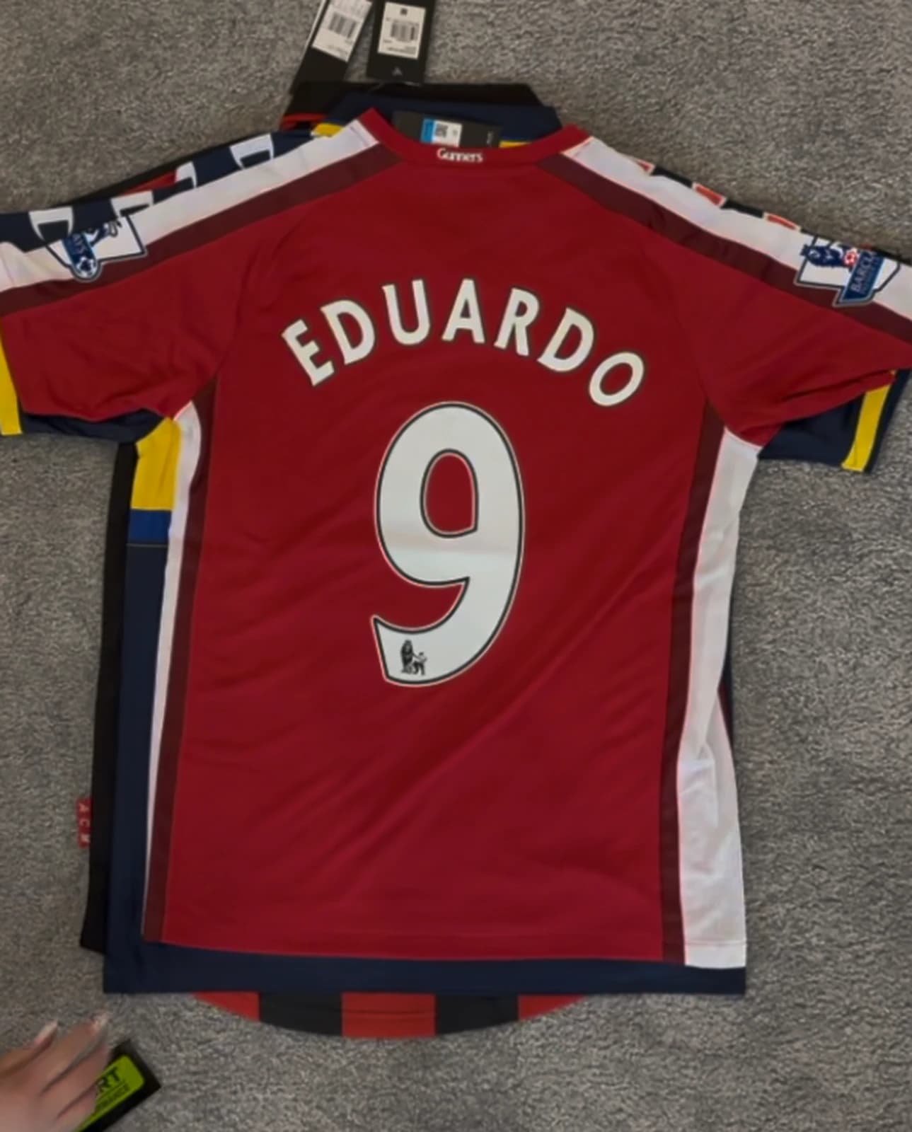 Eduardo Jersey — before
