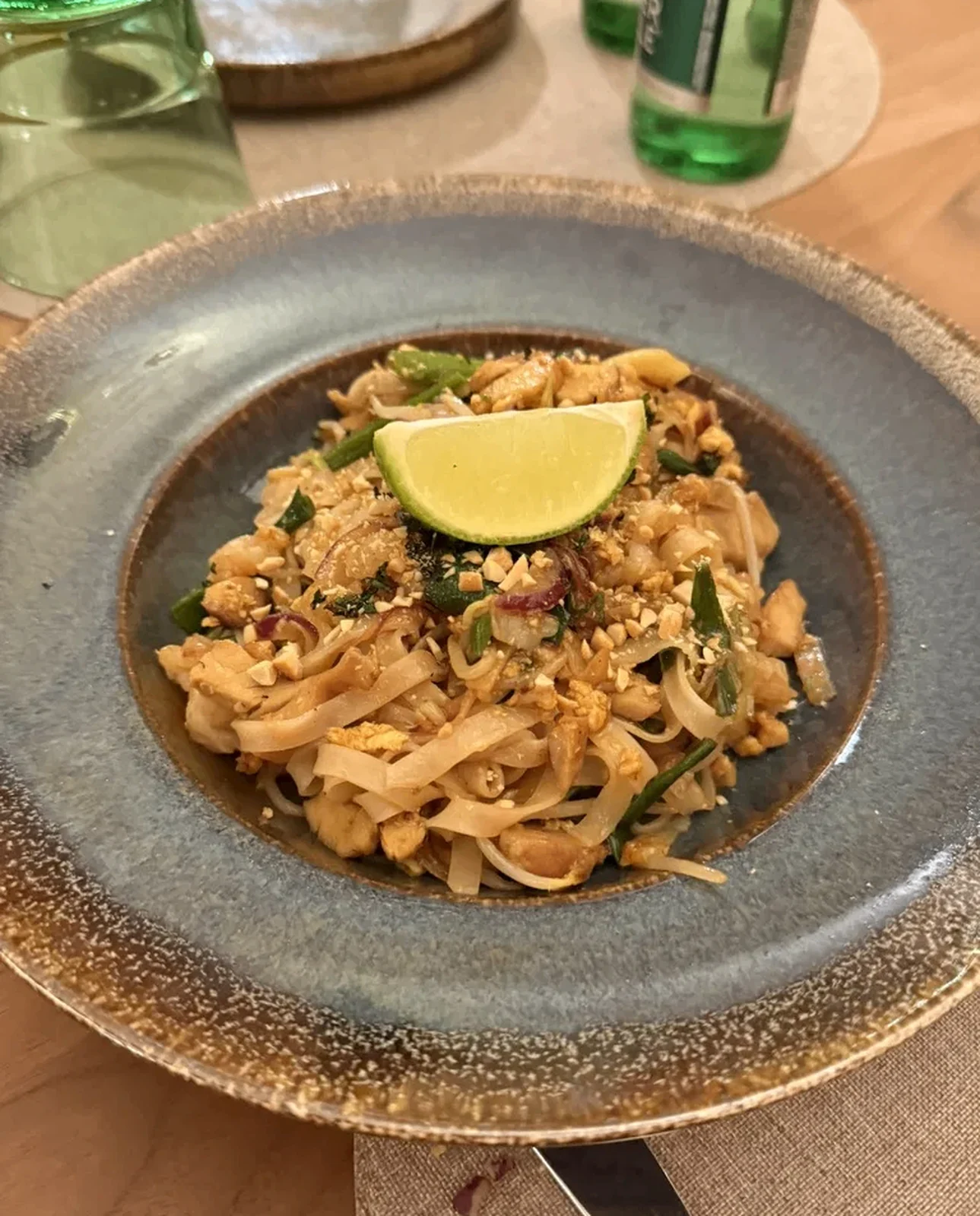 Pad Thai — Mobitel